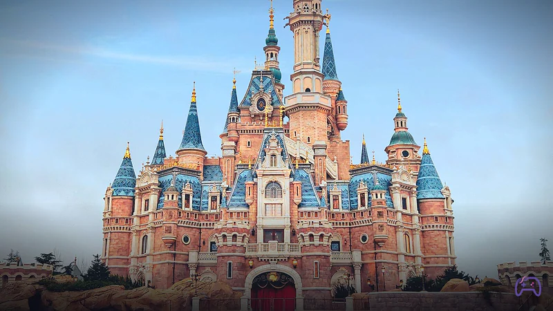 Подросток выпал из аттракциона Disneyland и скатился вниз на 15 метров