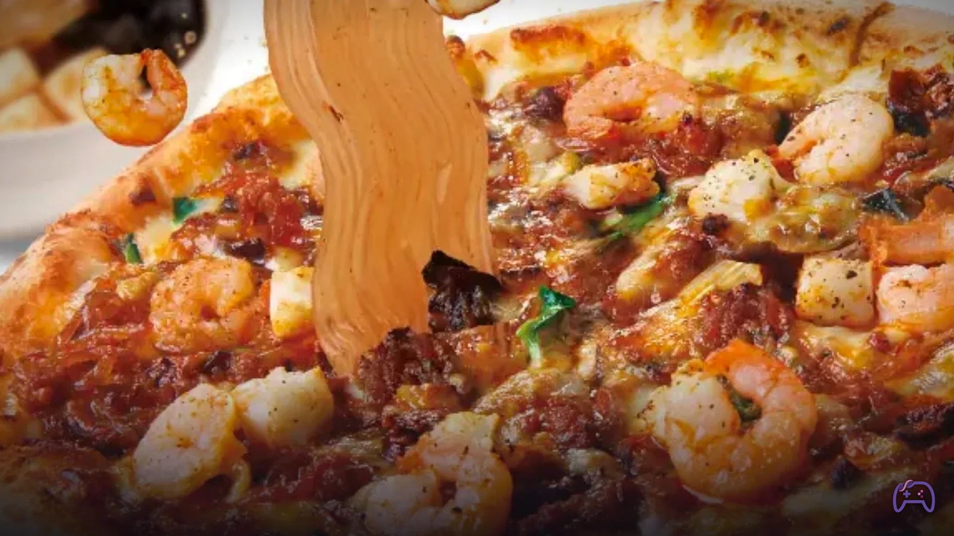 Pizza Hut в Японии добавила лапшу в пиццу со специями